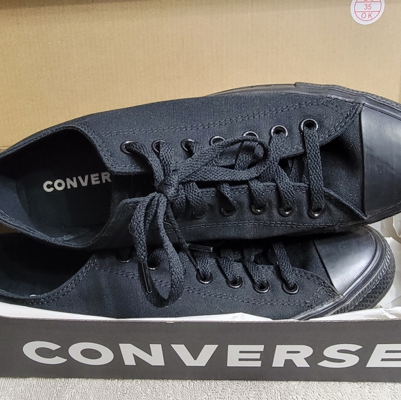 Converse - Picture 7 of 8